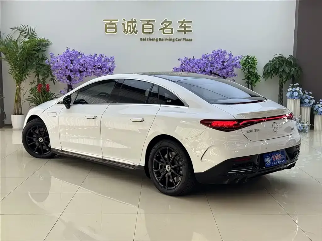Mercedes-Benz EQE 2023 из CN, фото 10