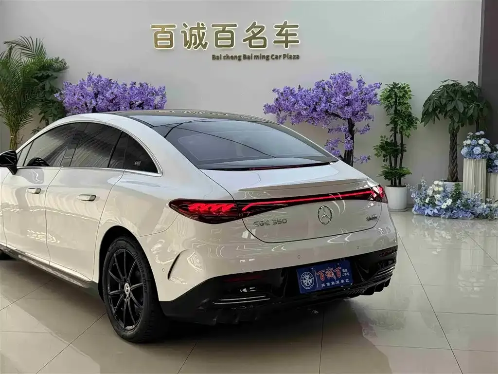 Mercedes-Benz EQE 2023 из CN, фото 9