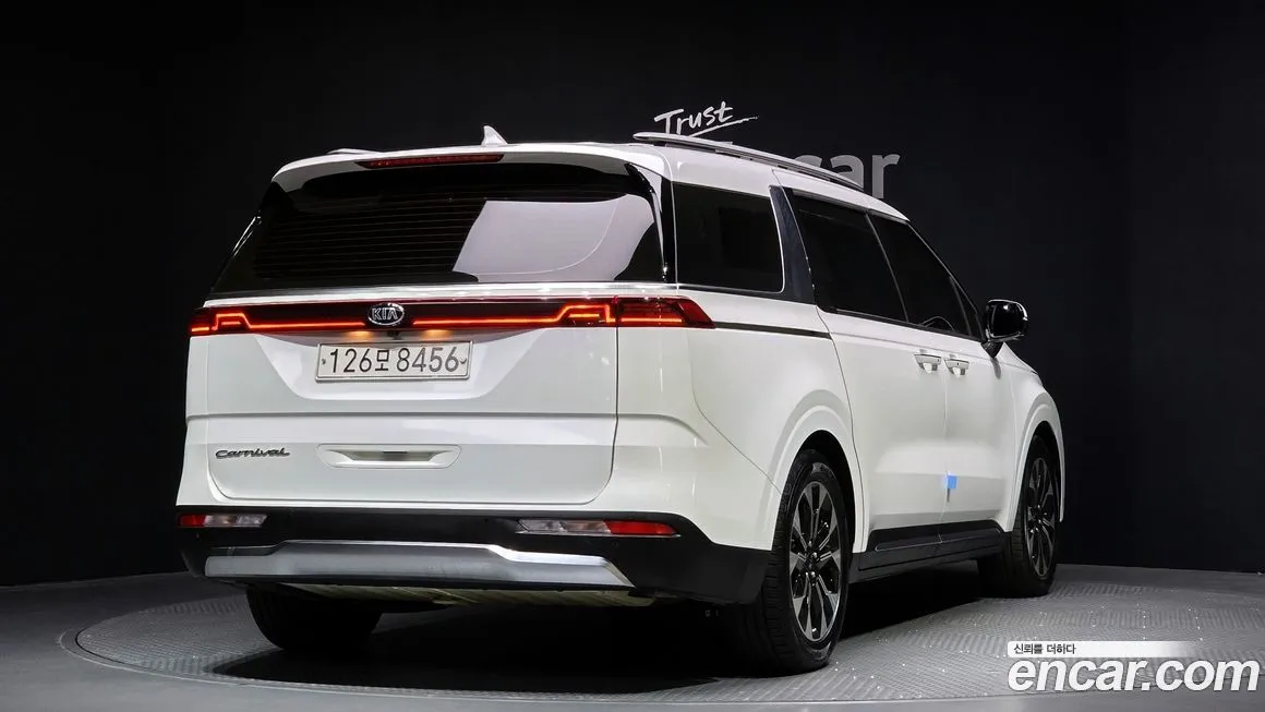 Kia Carnival 2021 из KR, фото 2