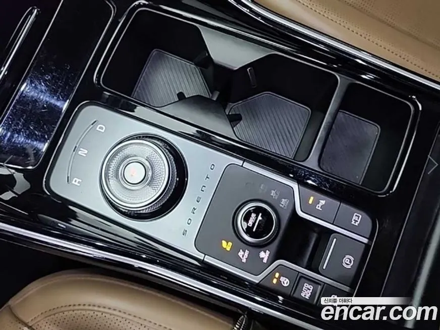 Kia Sorento — фото 5