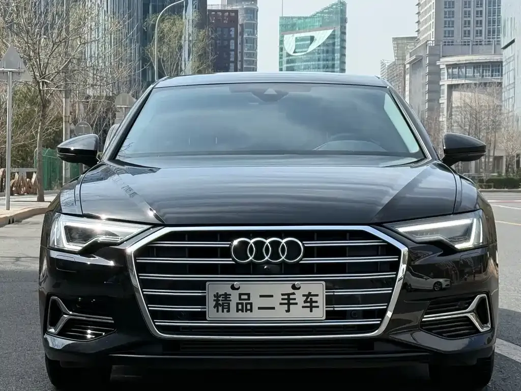 Audi A6L — фото 7