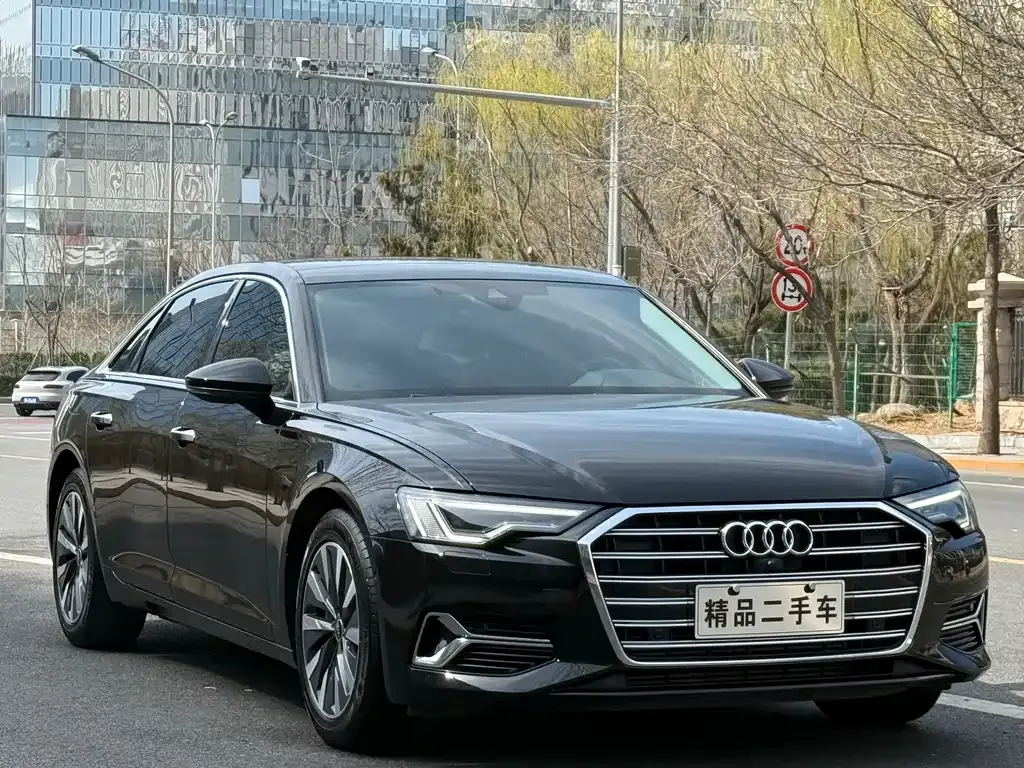 Audi A6L — фото 9
