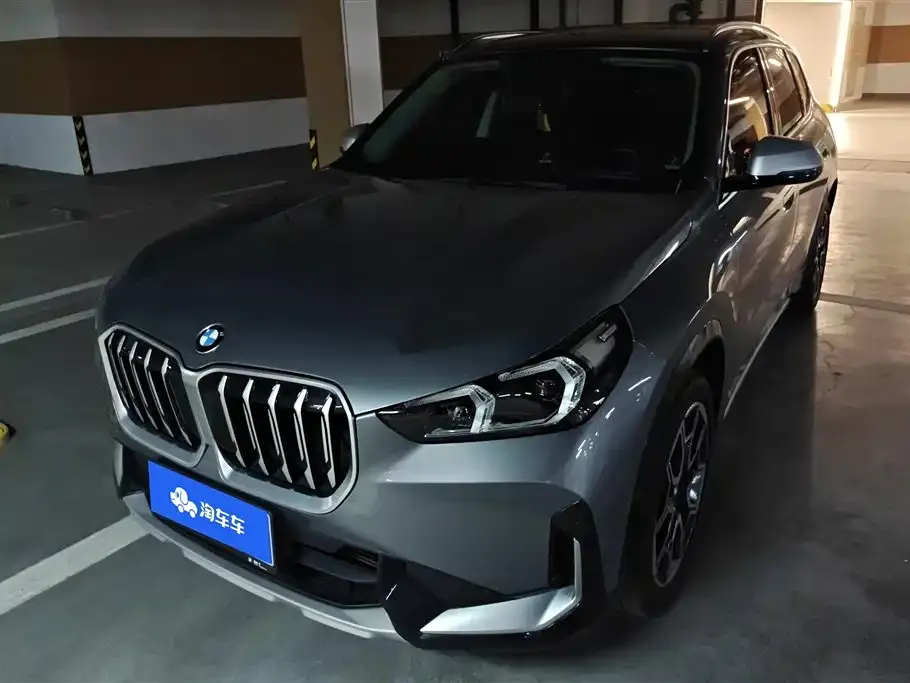 BMW X1 sDrive25Li X Design 1