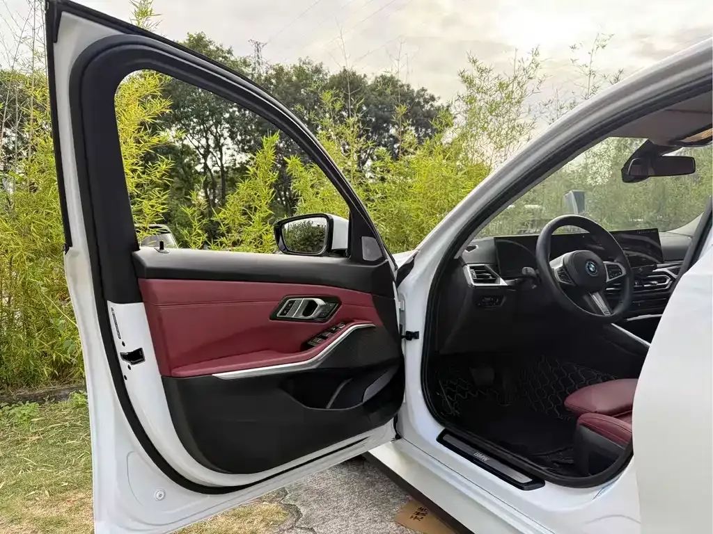 BMW i3 — фото 7
