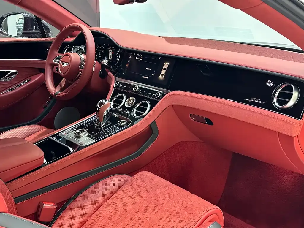 Bentley Continental PHEV 2025 из CN, фото 5