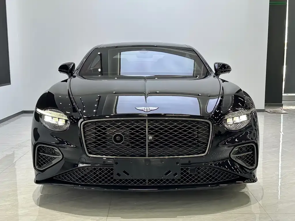 Bentley Continental PHEV 2025 из CN, фото 4