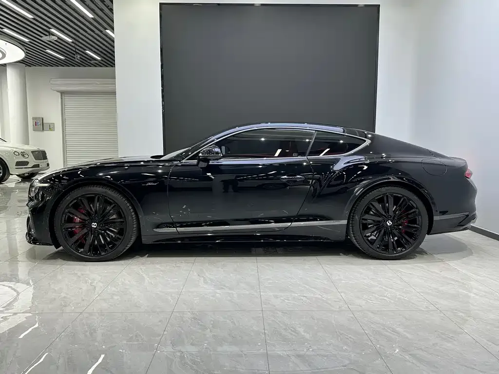 Bentley Continental PHEV 2025 из CN, фото 2