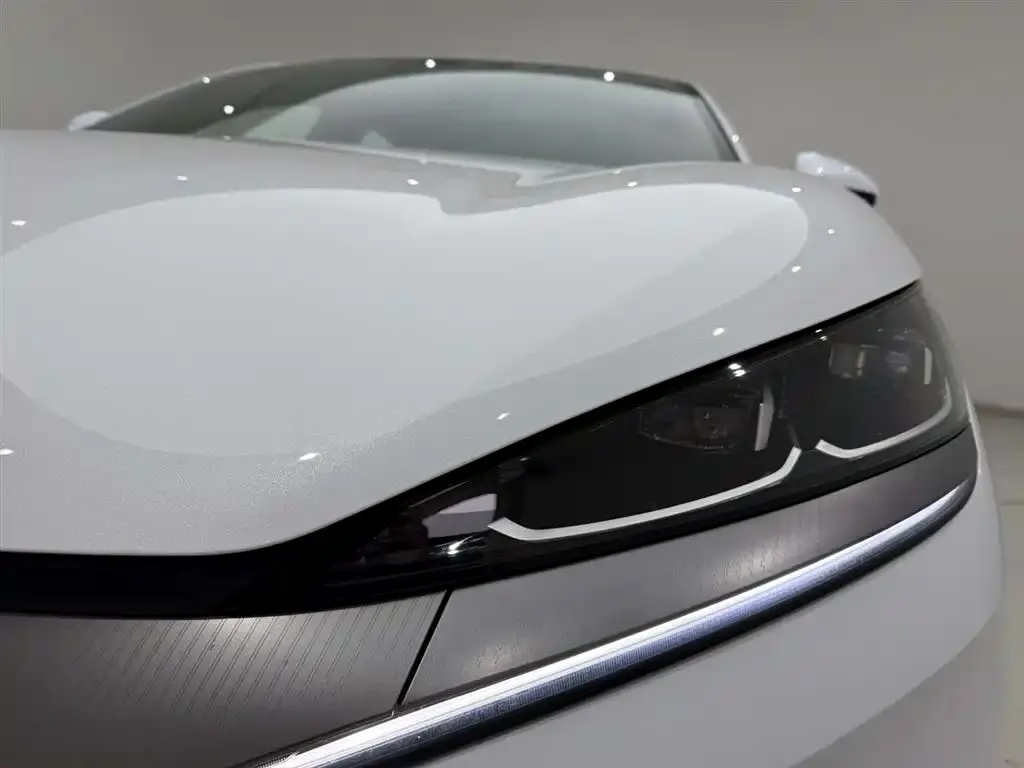 BYD Qin L — фото 4