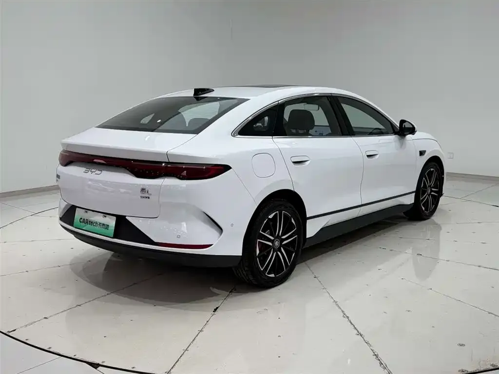 BYD Qin L — фото 8