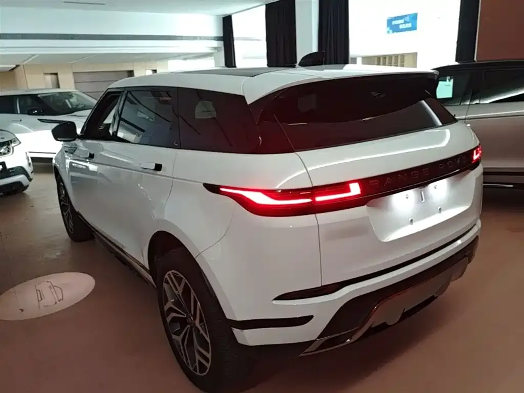 Land Rover Evoque — фото 9