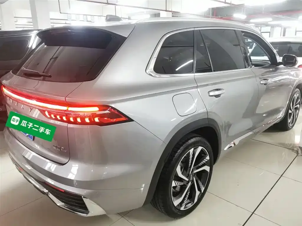 Geely Xingyue L — фото 3