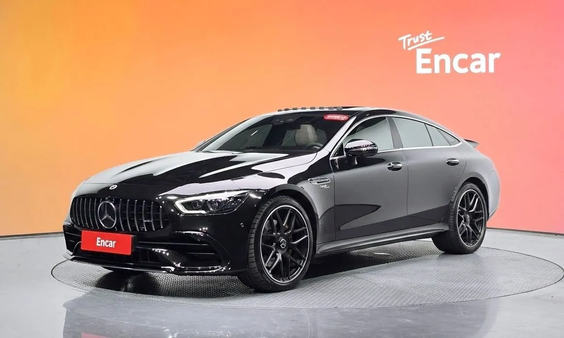 Mercedes-Benz AMG GT — фото 1