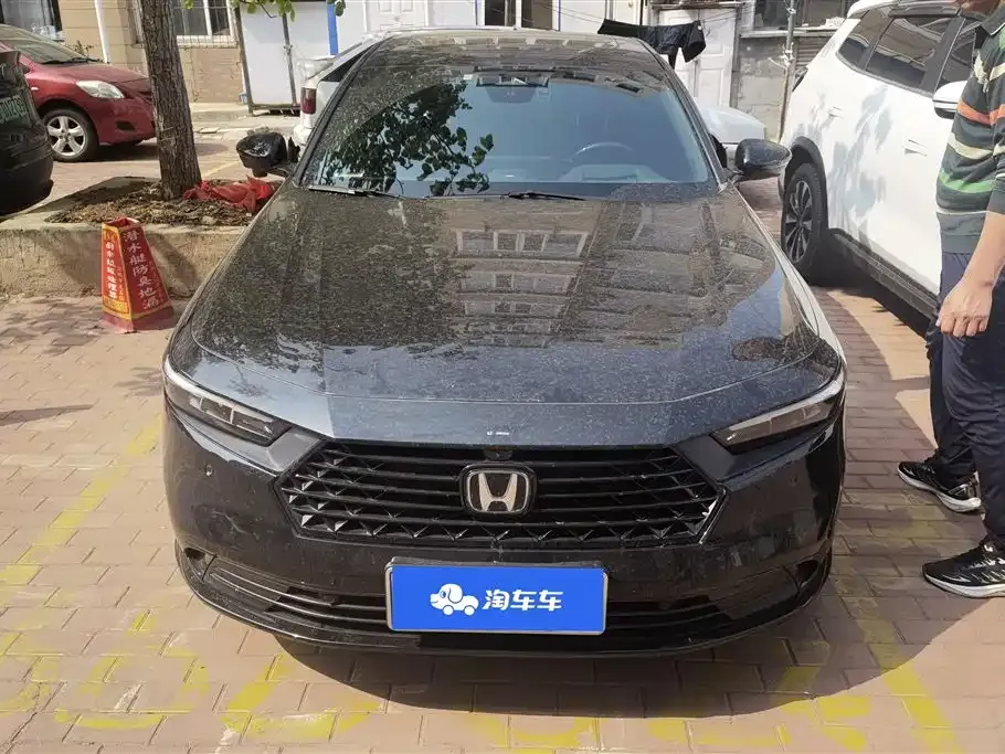 Honda Accord — фото 4