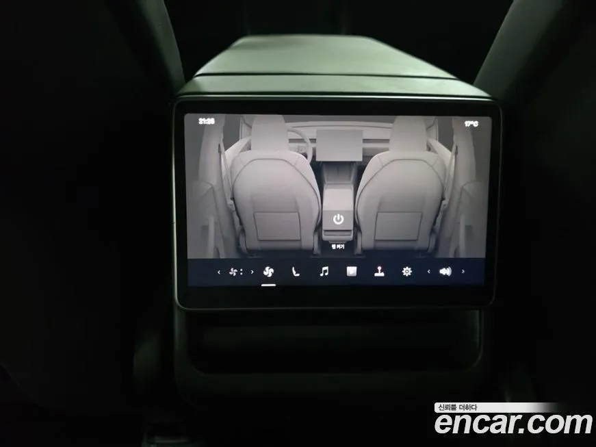 Tesla Model Y 2025 из KR, фото 2