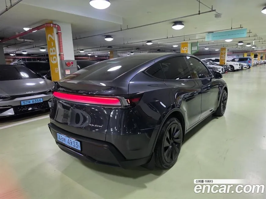 Tesla Model Y 2025 из KR, фото 3