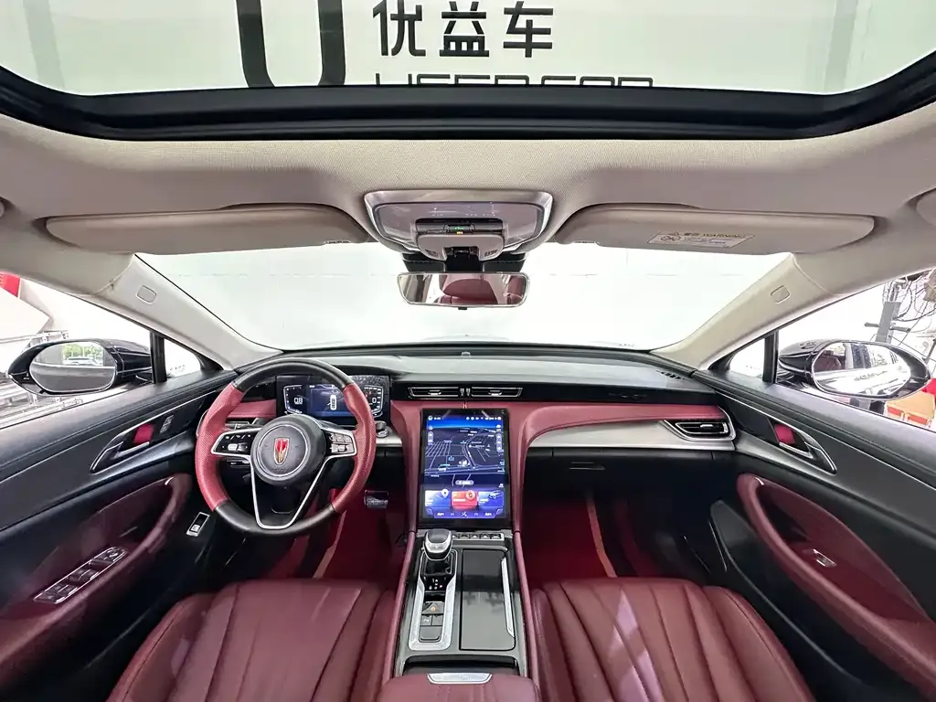 Hongqi H5 — фото 2
