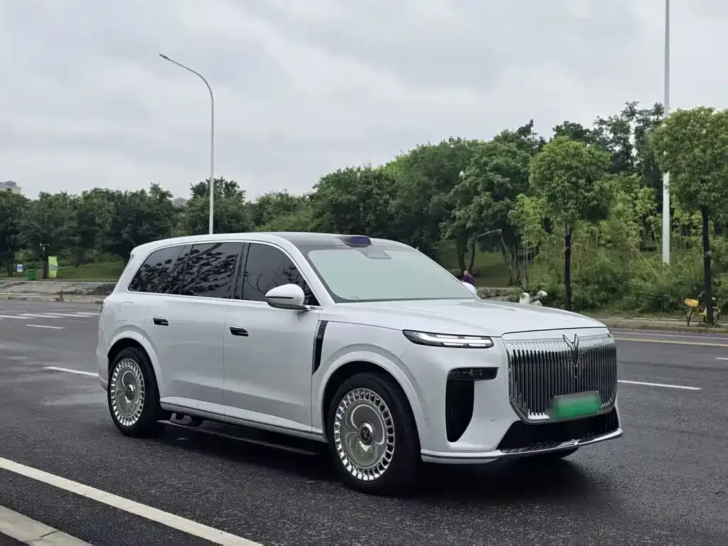 VOYAH Lantu Taishan 2025 из CN, фото 8