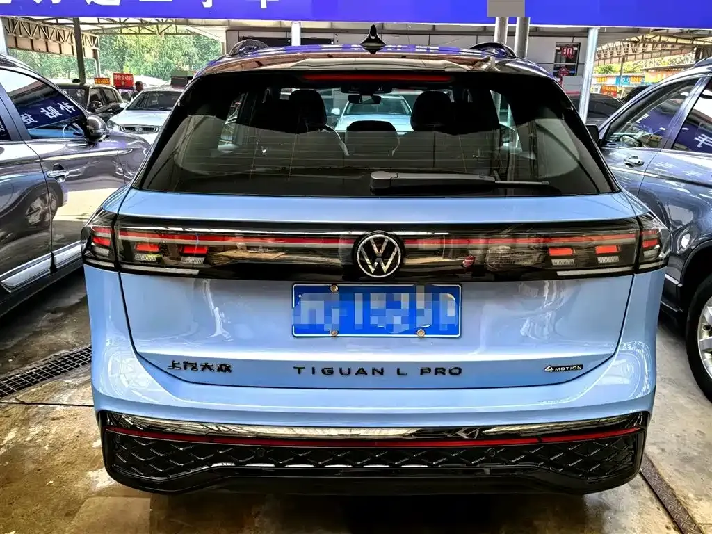 Volkswagen Tiguan L — фото 4