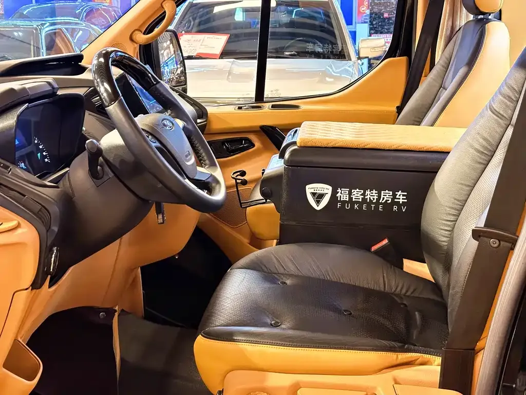 Ford Transit 2021 из CN, фото 5