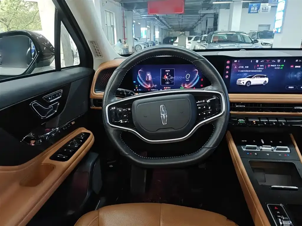 Lincoln Corsair — фото 10