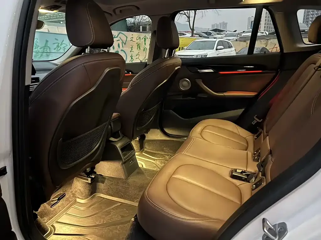 BMW X1 2023 из CN, фото 9