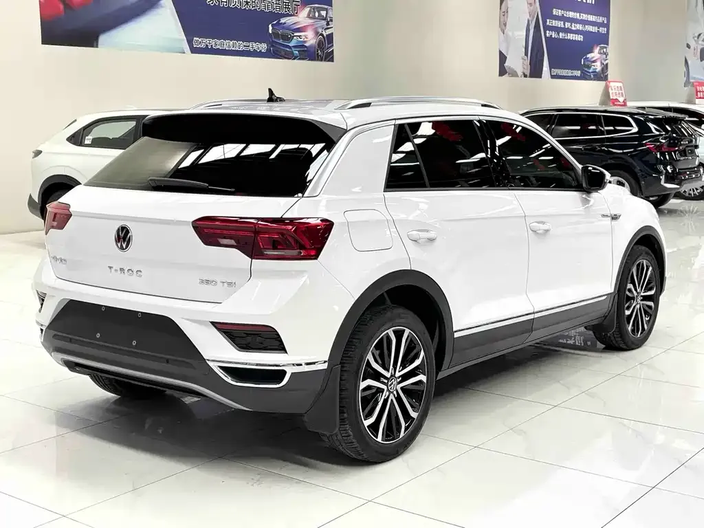 Volkswagen T-Roc — фото 3