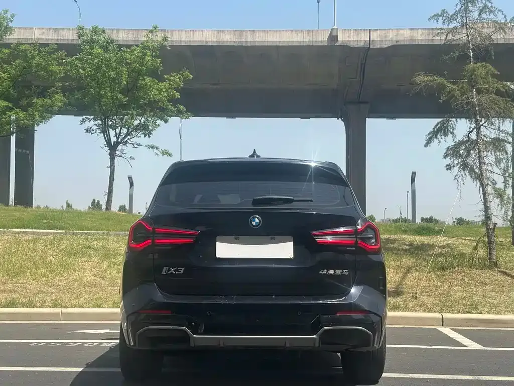 BMW iX3 2023 из CN, фото 4