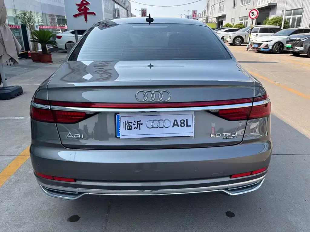 Audi A8 2021 из CN, фото 5