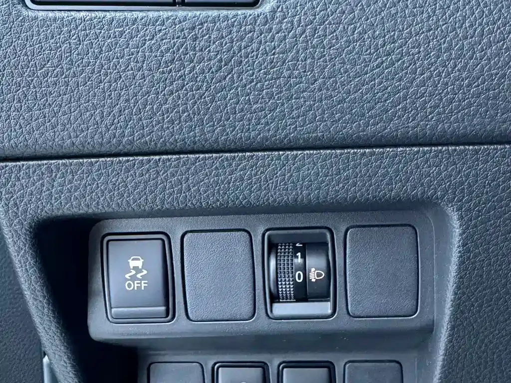 Nissan Qashqai — фото 10