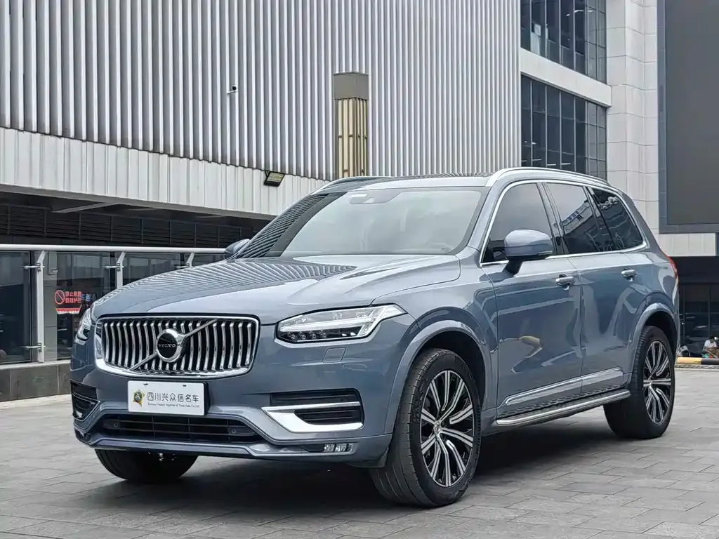 Volvo XC90 — фото 5