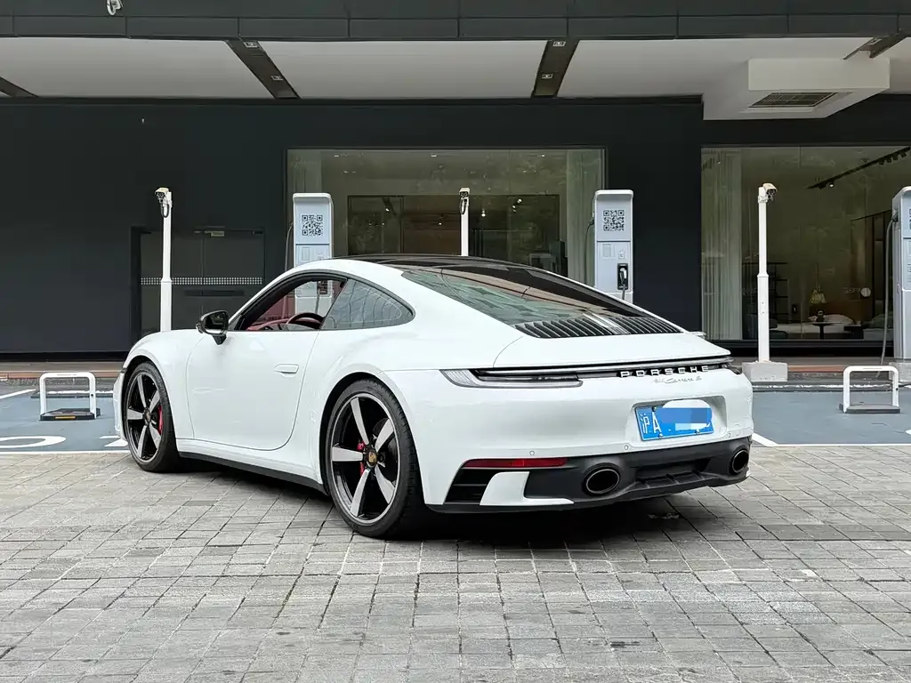 Porsche 911 2022 из CN, фото 2
