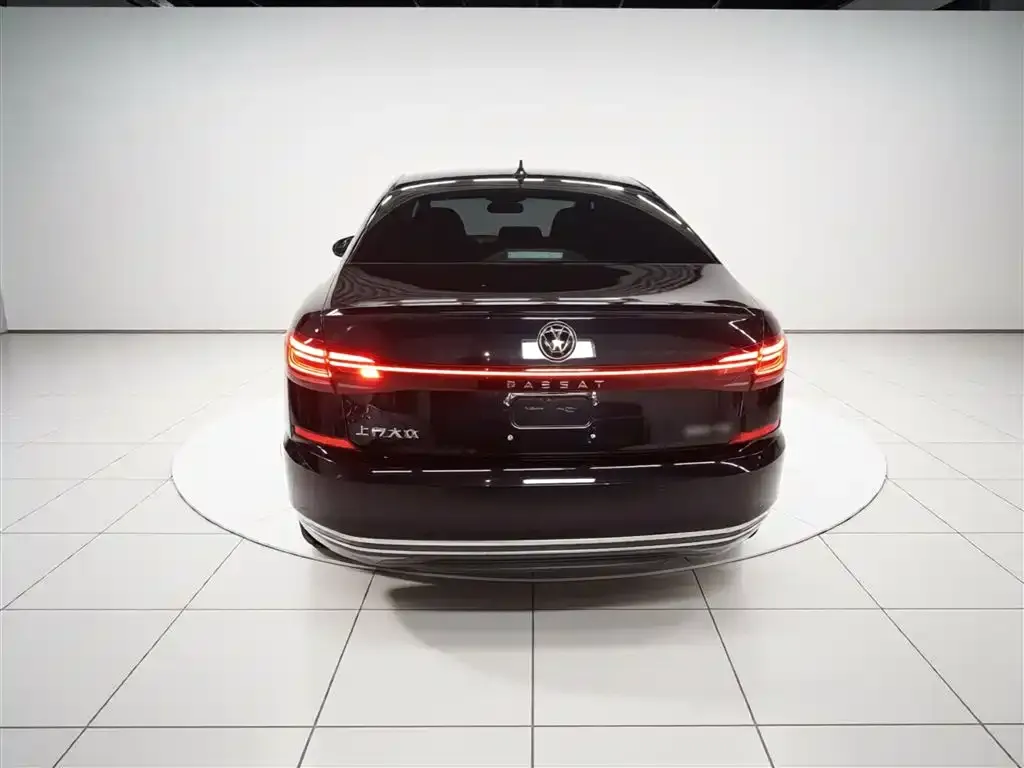 Volkswagen Passat 2023 из CN, фото 4