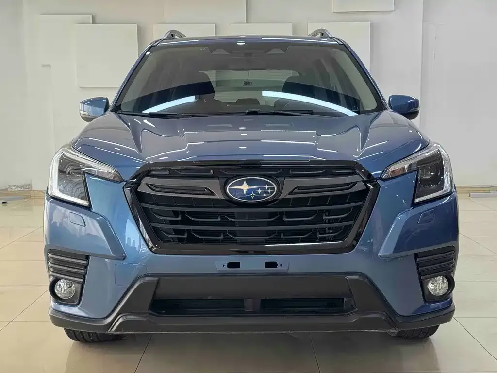 Subaru Forester — фото 2