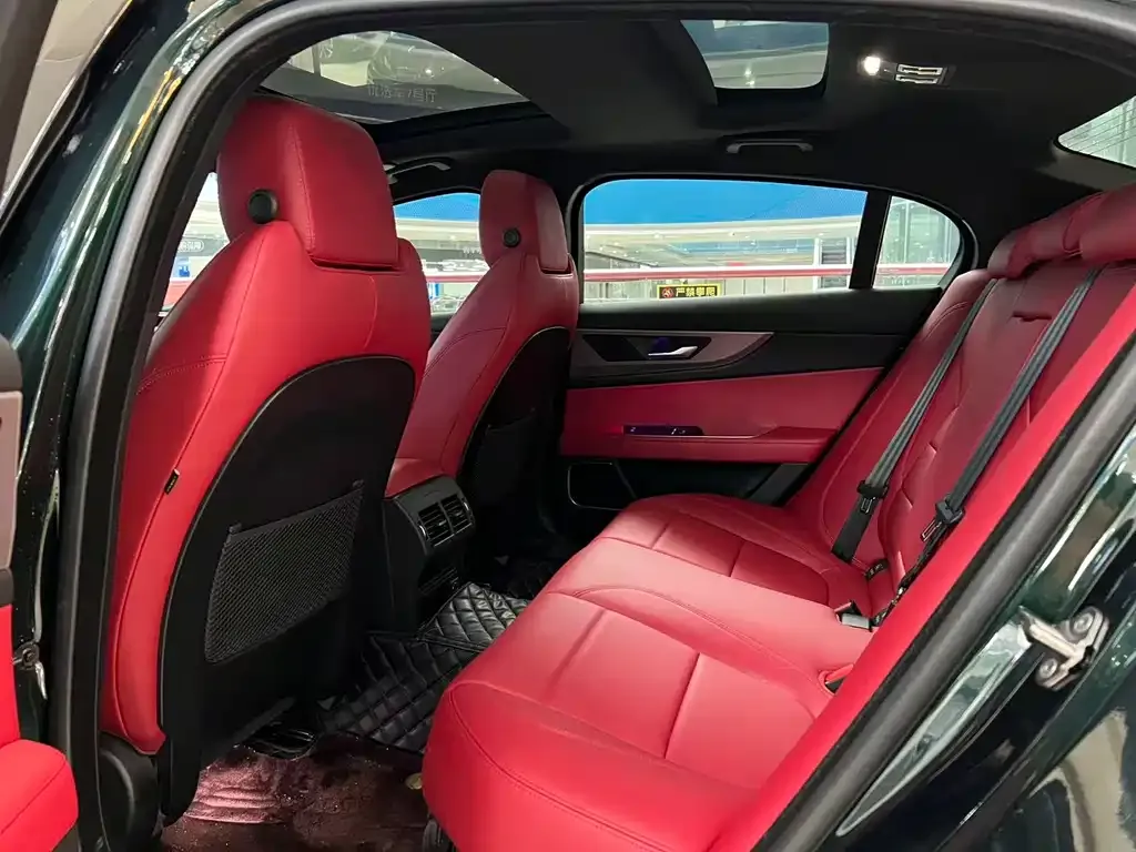 Jaguar XEL 2023 из CN, фото 4