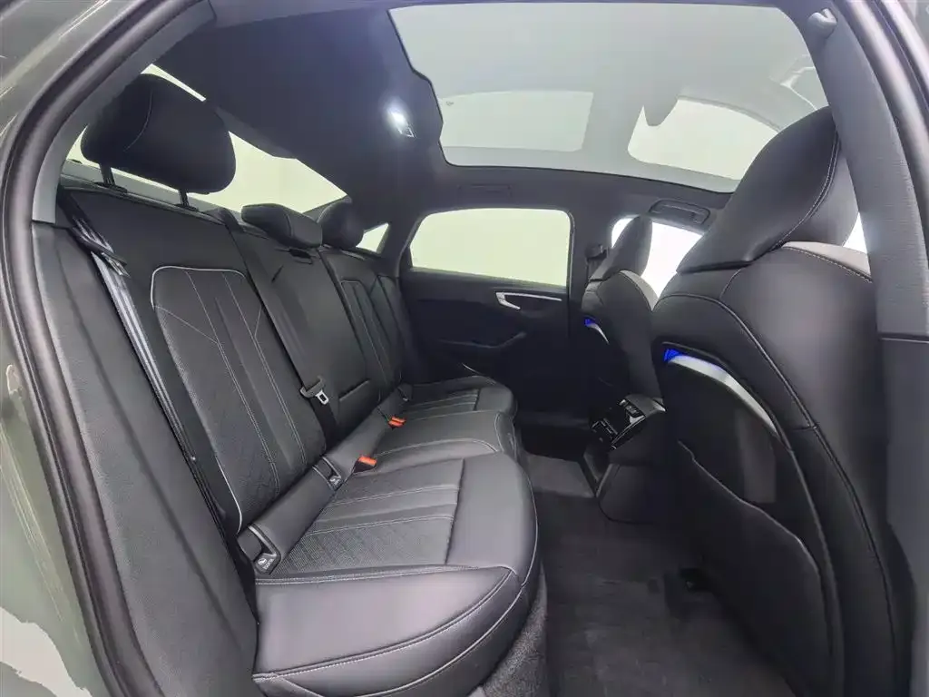 Audi A5L 2025 из CN, фото 5
