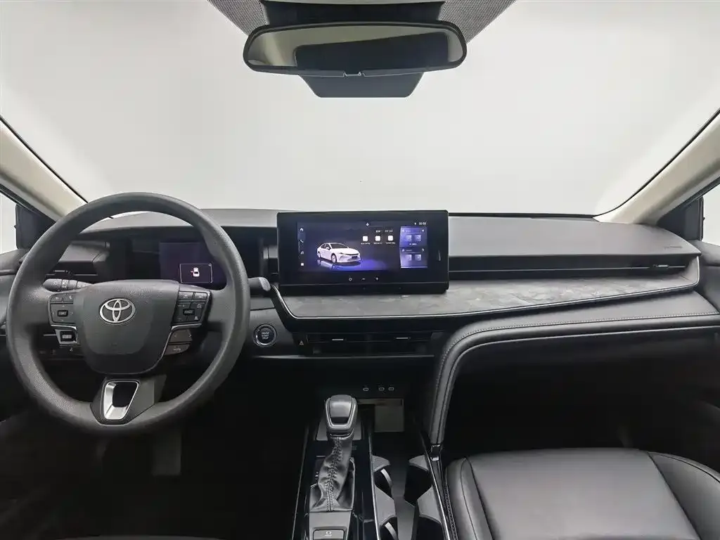 Toyota Camry 2025 из CN, фото 3