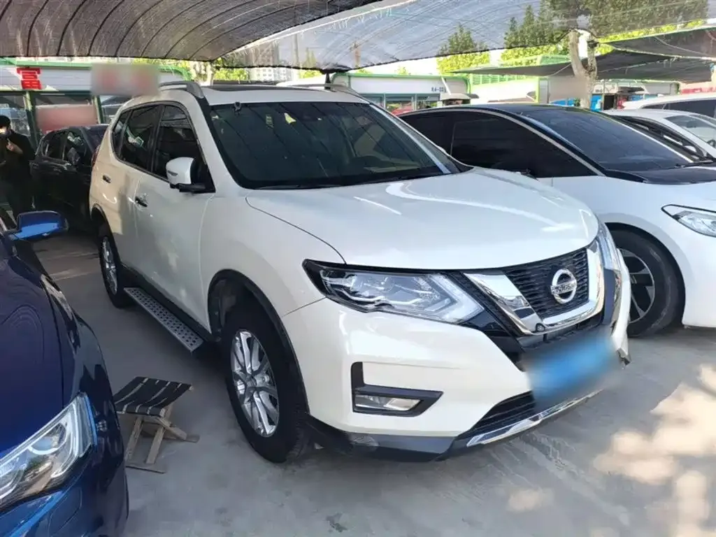 Nissan X-Trail — фото 6