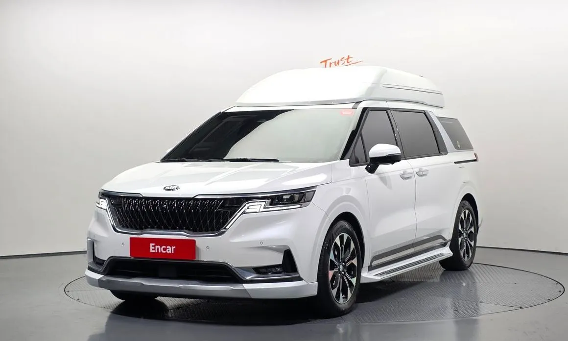 Kia Carnival — фото 1