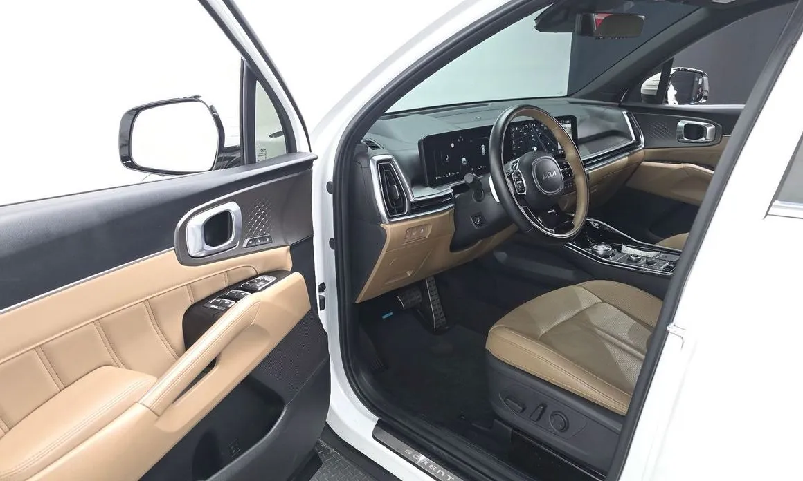 Kia Sorento — фото 7