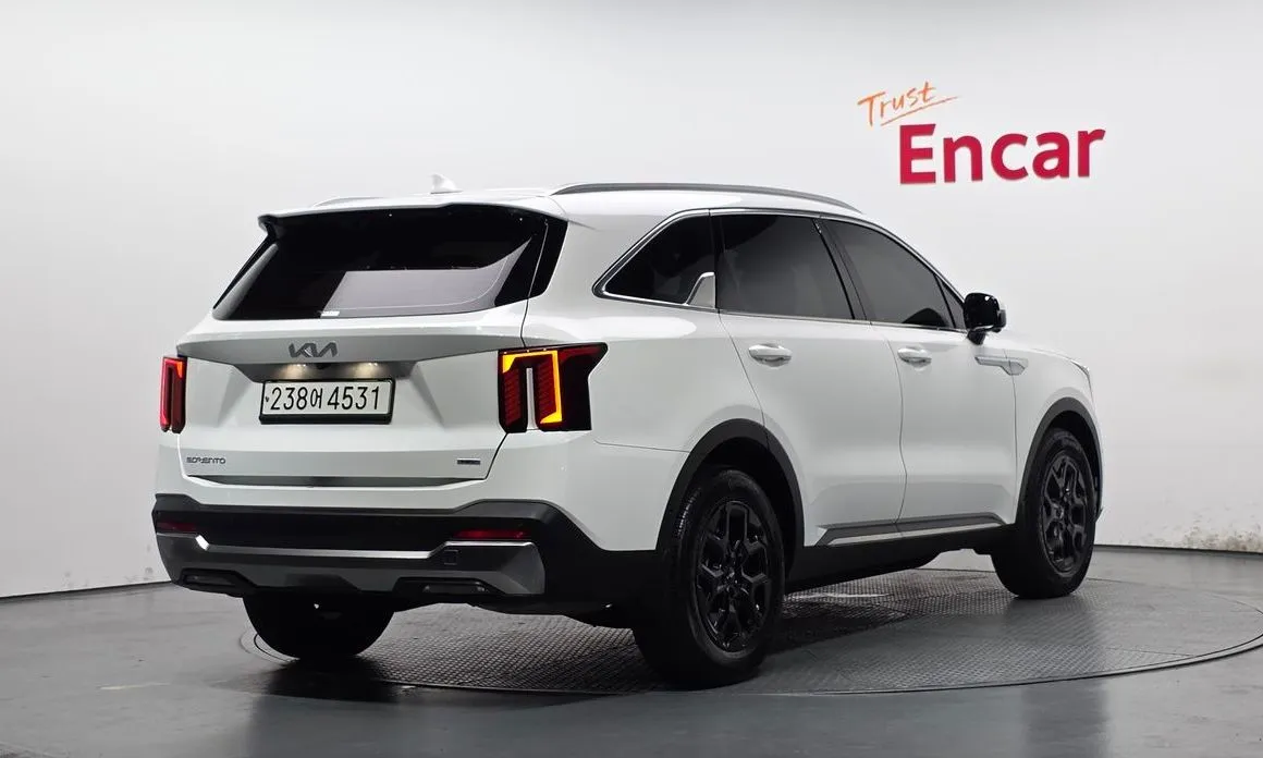 Kia Sorento — фото 3