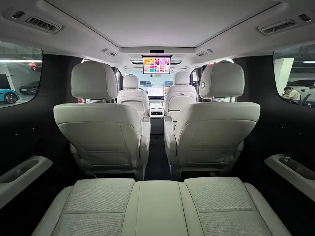 Li Auto MEGA 2024 из CN, фото 6
