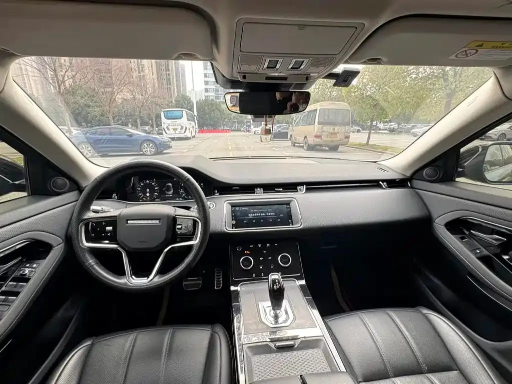 Land Rover Evoque — фото 3