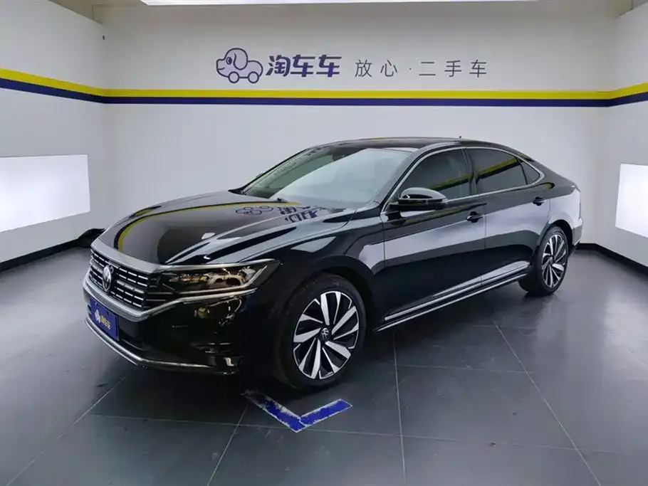 Volkswagen Passat — фото 1