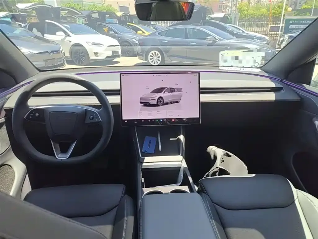 Tesla Model Y L 2025 из CN, фото 5