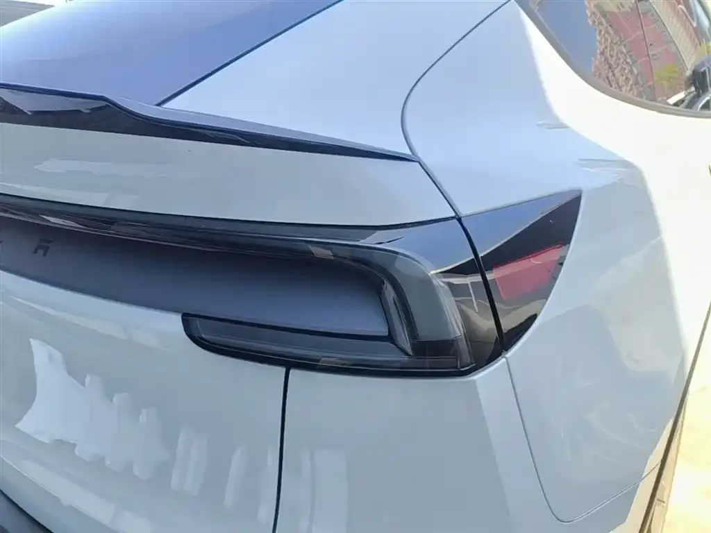 Tesla Model Y L 2025 из CN, фото 3