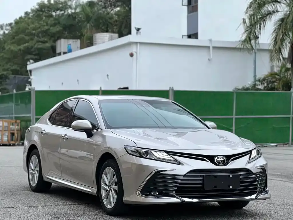 Toyota Camry 2023 из CN, фото 4