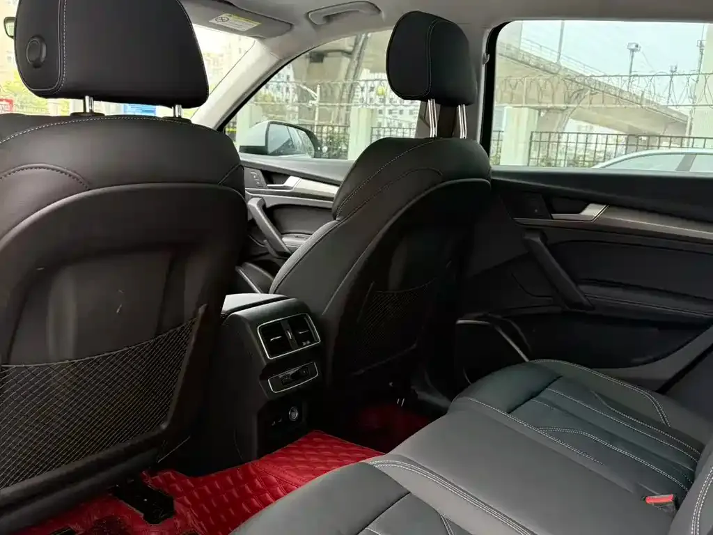 Audi Q5L 2022 из CN, фото 7