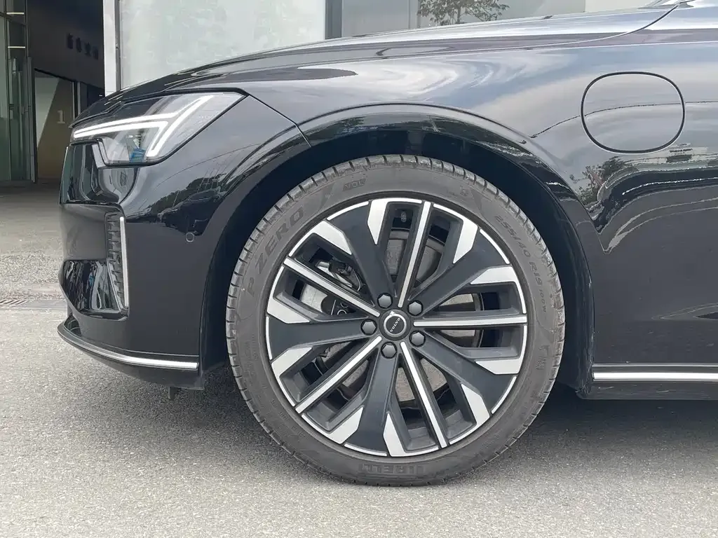 Volvo S90 PHEV — фото 10