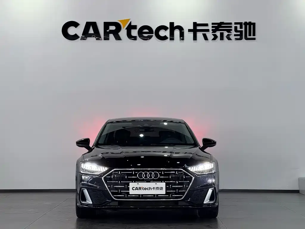 Audi A7L — фото 10