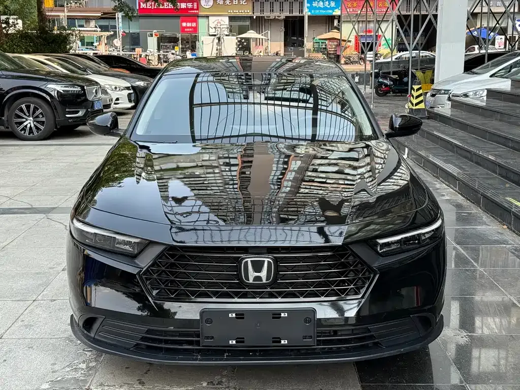 Honda Accord — фото 5